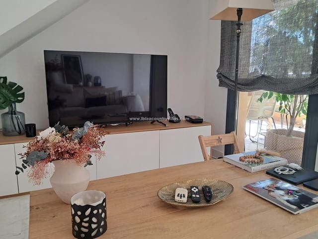 3 bedroom Flat for sale in Ibiza / Eivissa town - € 1,150,000 (Ref: 9023828)