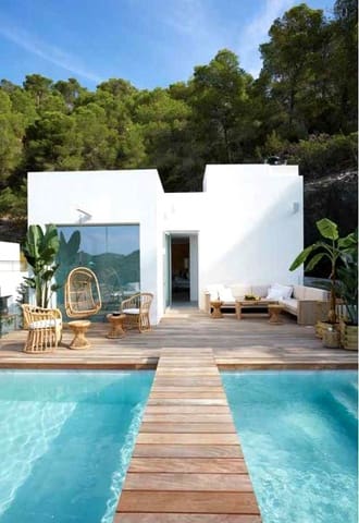 5 bedroom Villa for sale in Santa Eulalia / Santa Eularia with pool garage - € 3,200,000 (Ref: 9025402)