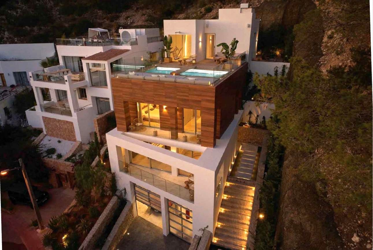 5 bedroom Villa for sale in Santa Eulalia / Santa Eularia with pool garage - € 3,200,000 (Ref: 9025402)