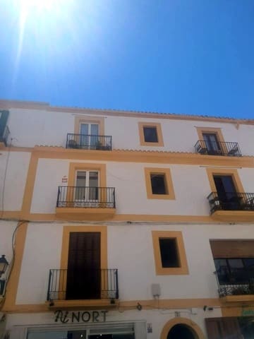 2 bedroom Flat for sale in Ibiza / Eivissa town - € 415,000 (Ref: 9026169)