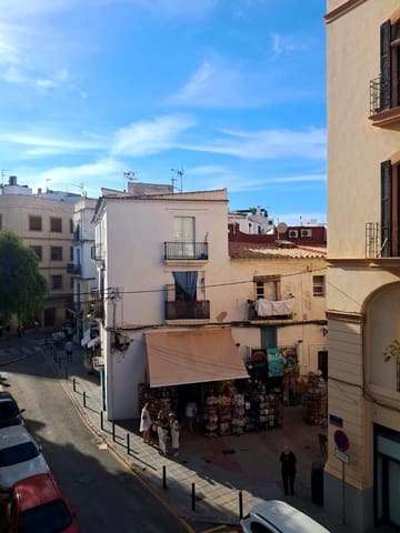 2 bedroom Flat for sale in Ibiza / Eivissa town - € 415,000 (Ref: 9026169)