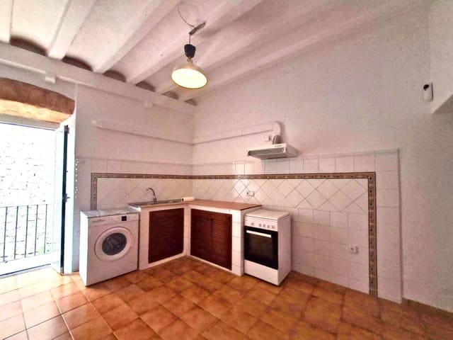 2 bedroom Flat for sale in Ibiza / Eivissa town - € 415,000 (Ref: 9026169)