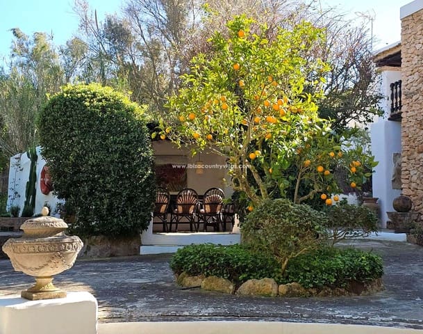 5 slaapkamer Finca/Landhuis te koop in Ibiza dorp - € 3.900.000 (Ref: 9026171)