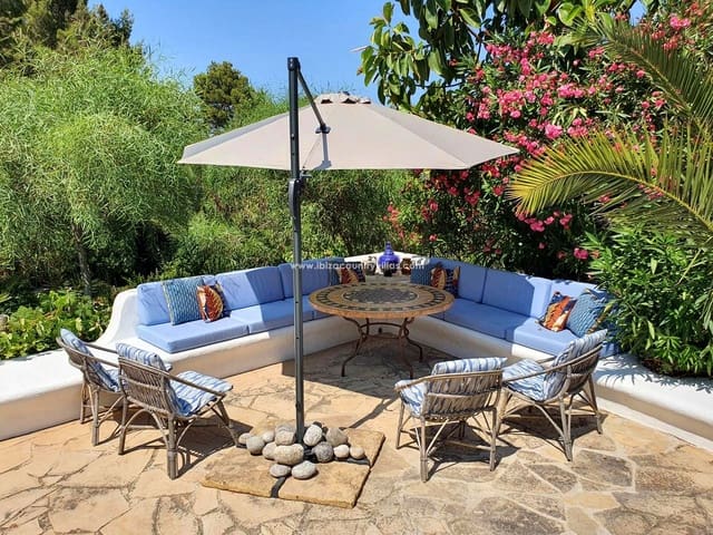5 slaapkamer Finca/Landhuis te koop in Ibiza dorp - € 3.900.000 (Ref: 9026171)
