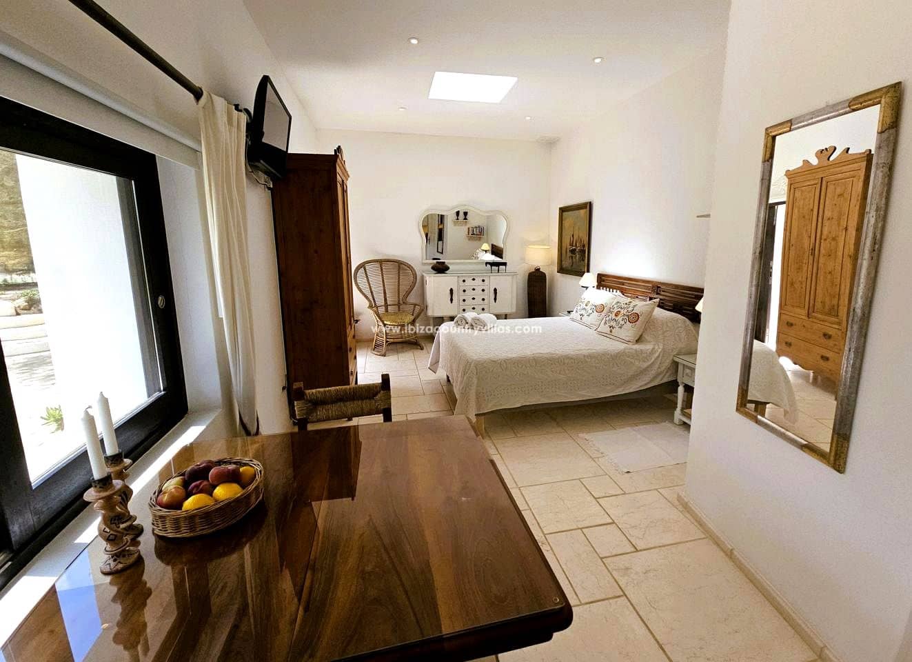 5 bedroom Finca/Country House for sale in Ibiza / Eivissa town - € 3,900,000 (Ref: 9026171)