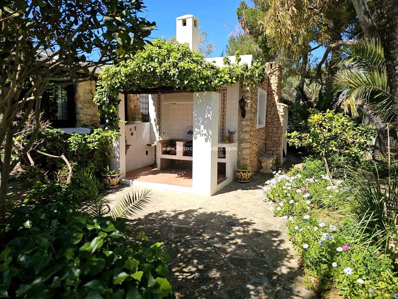 5 bedroom Finca/Country House for sale in Ibiza / Eivissa town - € 3,900,000 (Ref: 9026171)