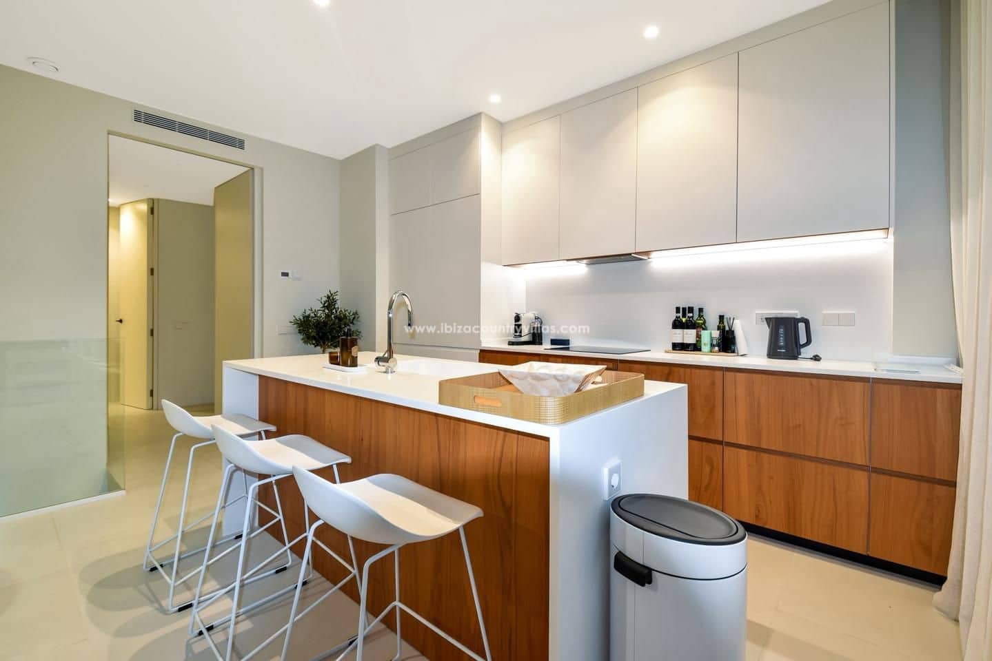 4 sypialnia Mieszkanie na sprzedaż w Talamanca - 1 700 000 € (Ref: 9026174)