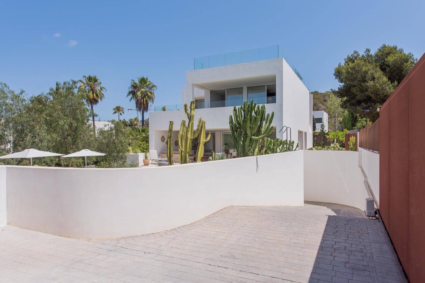 4 soveværelse Villa til salg i Cap Martinet med swimmingpool - € 4.850.000 (Ref: 9061490)