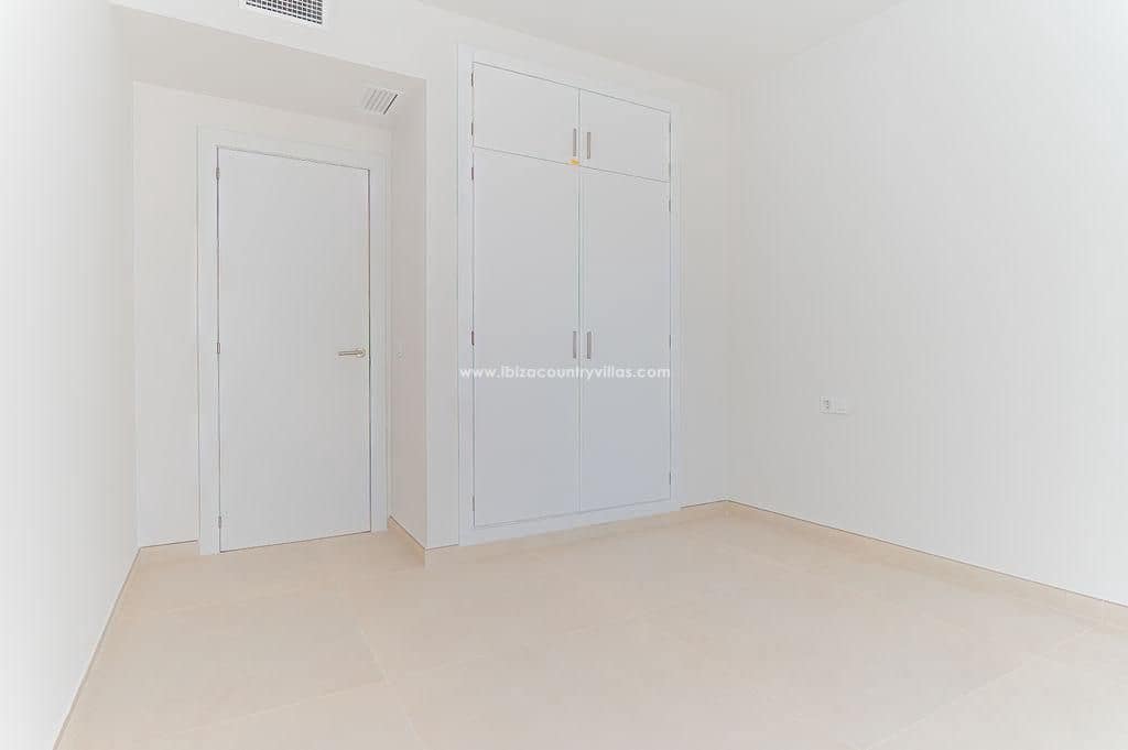 3 makuuhuone Huvila myytävänä paikassa San Jose / Sant Josep de Sa Talaia mukana uima-altaan - 1 200 000 € (Ref: 9080702)