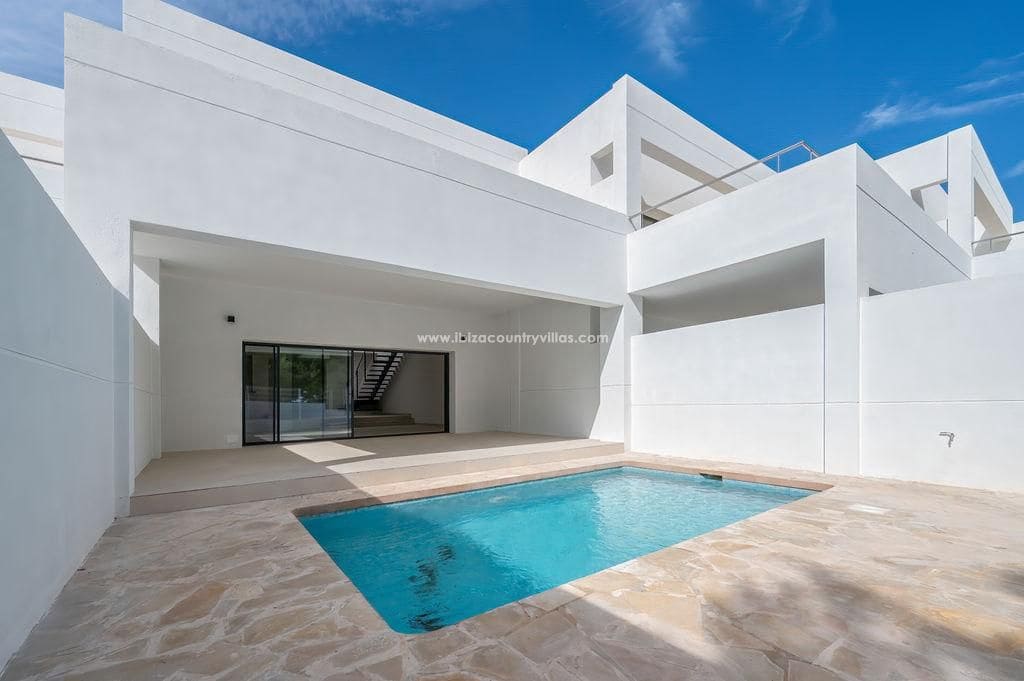 3 makuuhuone Huvila myytävänä paikassa San Jose / Sant Josep de Sa Talaia mukana uima-altaan - 1 200 000 € (Ref: 9080702)