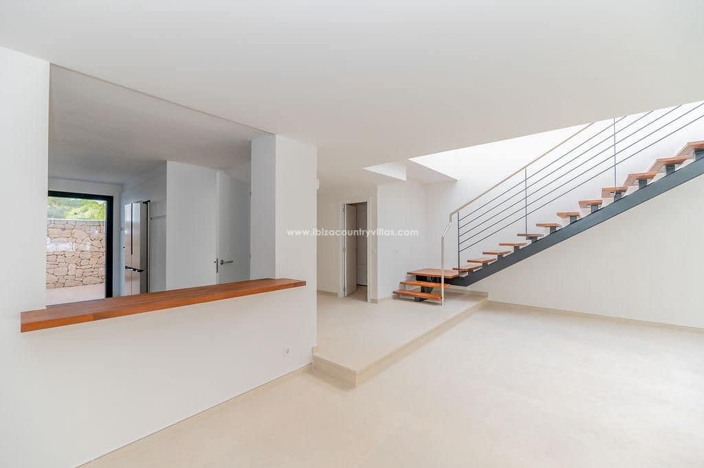 3 makuuhuone Huvila myytävänä paikassa San Jose / Sant Josep de Sa Talaia mukana uima-altaan - 1 200 000 € (Ref: 9080702)