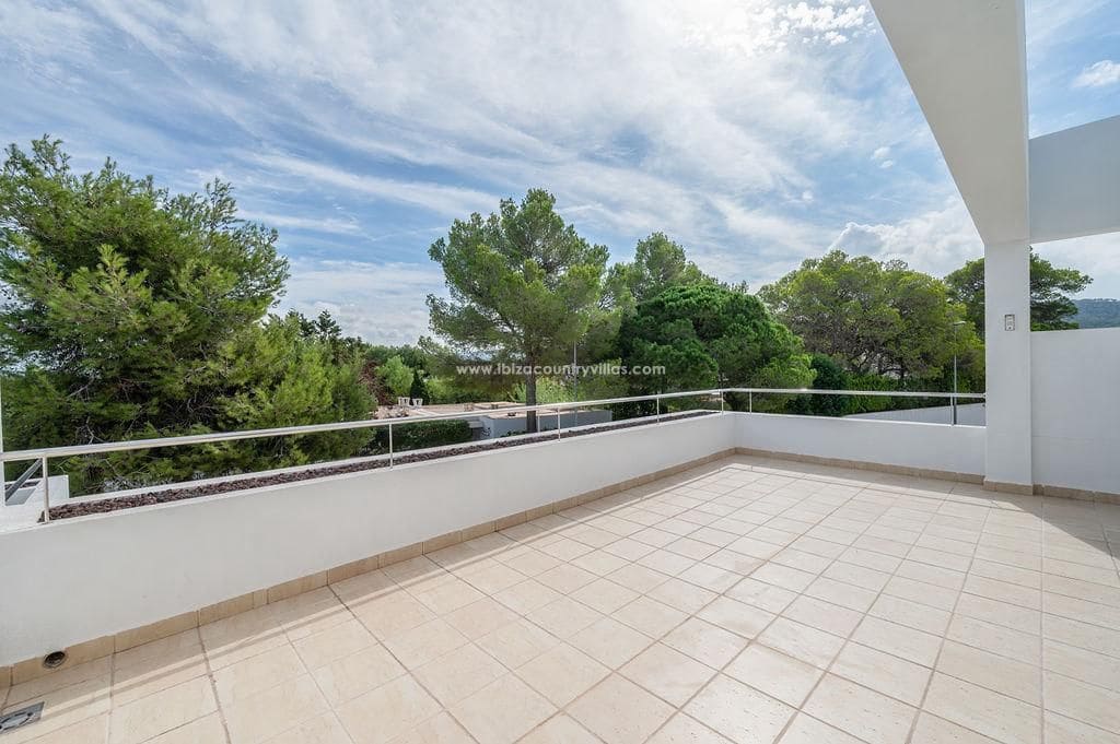 3 makuuhuone Huvila myytävänä paikassa San Jose / Sant Josep de Sa Talaia mukana uima-altaan - 1 200 000 € (Ref: 9080702)