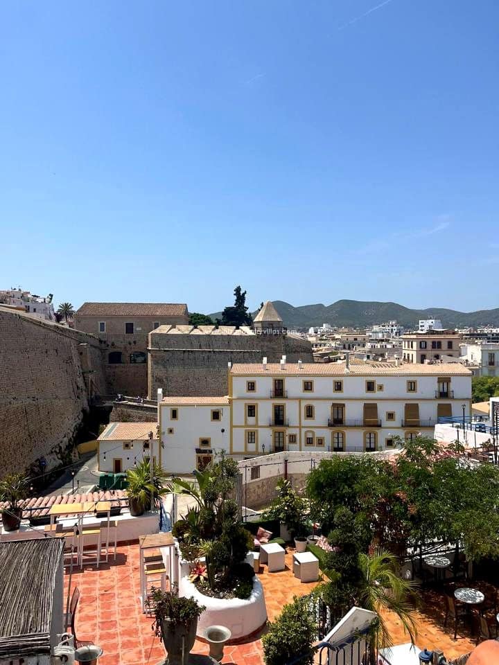 2 bedroom Flat for sale in Ibiza / Eivissa town - € 535,000 (Ref: 9200091)