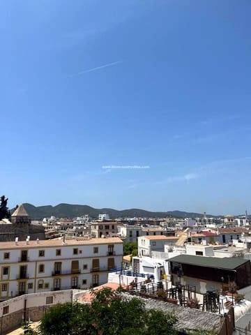 2 bedroom Flat for sale in Ibiza / Eivissa town - € 535,000 (Ref: 9200091)