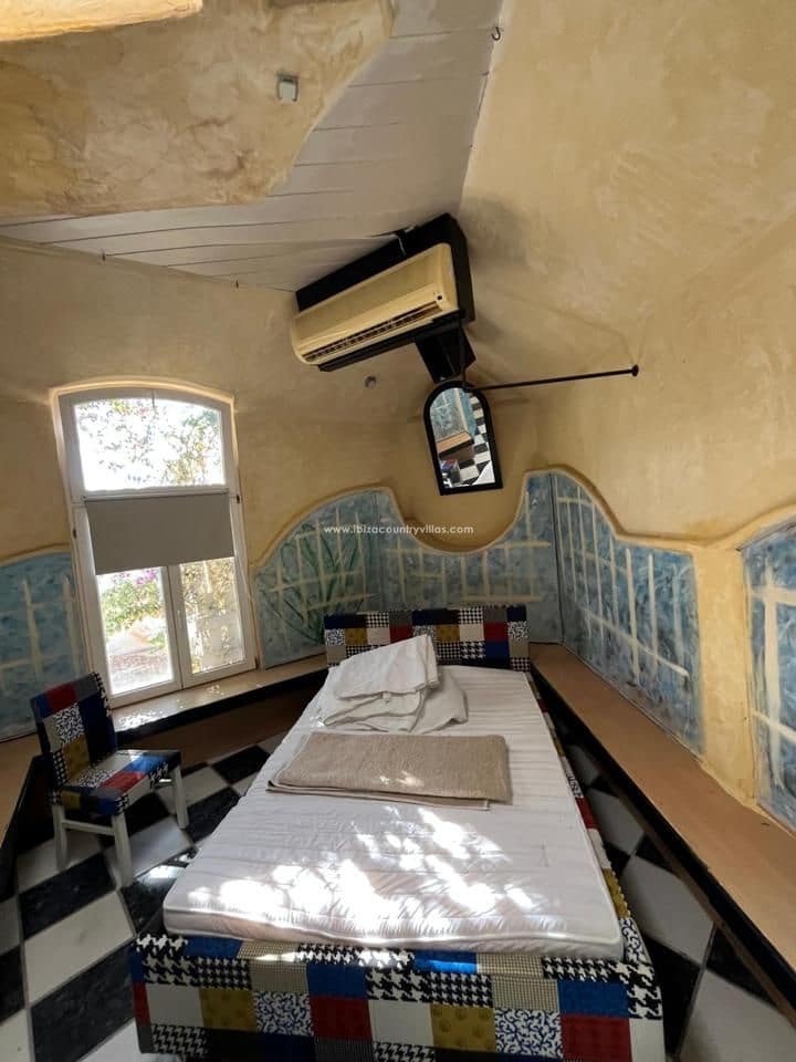 5 slaapkamer Villa te koop in Port des Torrent met zwembad - € 950.000 (Ref: 9293843)