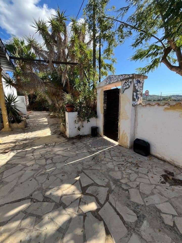 5 bedroom Villa for sale in Port des Torrent with pool - € 950,000 (Ref: 9293843)