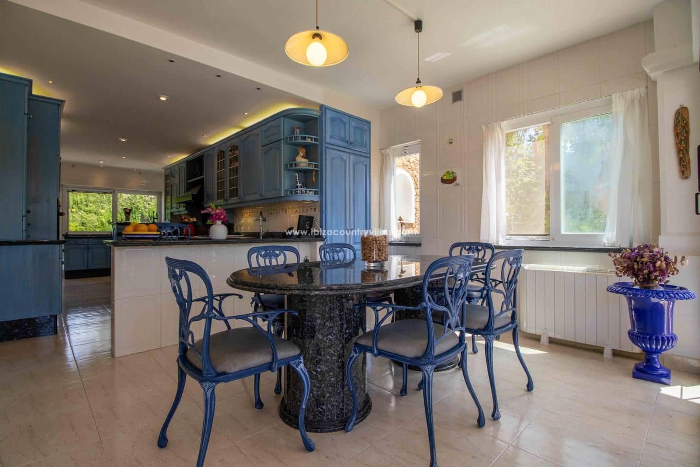 5 bedroom Villa for sale in Nuestra Senora de Jesus with pool - € 3,960,000 (Ref: 9503365)