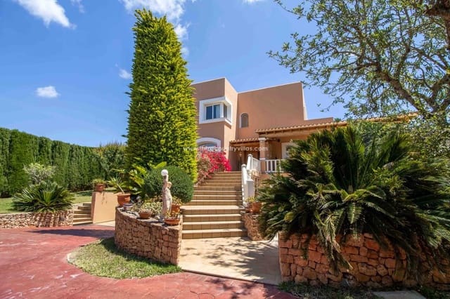 5 bedroom Villa for sale in Nuestra Señora de Jesus, Santa Eulalia / Santa Eularia with pool - € 3,960,000 (Ref: 9503365)