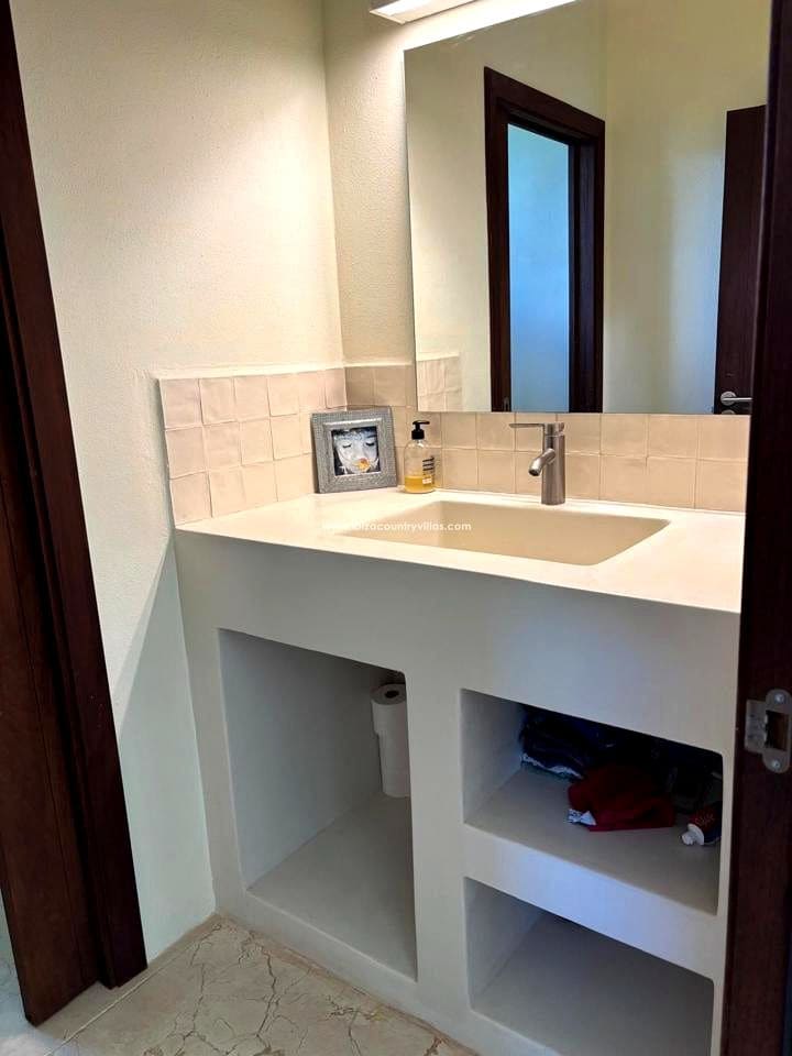 6 bedroom Villa for sale in Sant Carles de Peralta - € 5,850,000 (Ref: 9503366)