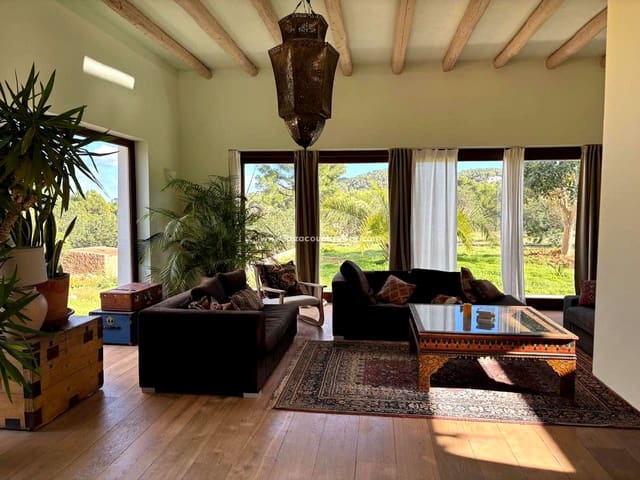 6 bedroom Villa for sale in Sant Carles de Peralta, Santa Eulalia / Santa Eularia - € 5,850,000 (Ref: 9503366)