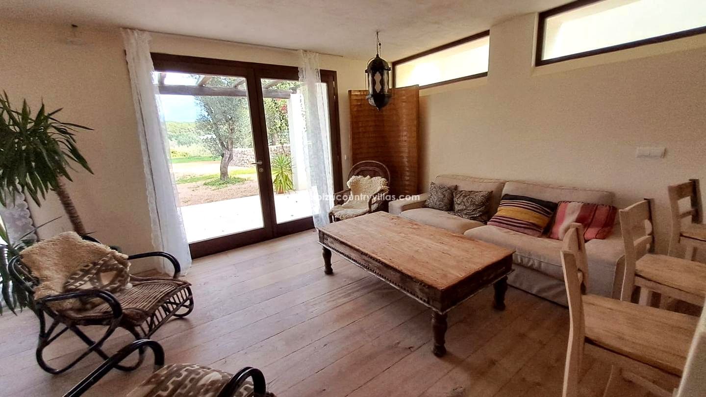 6 bedroom Villa for sale in Sant Carles de Peralta - € 5,850,000 (Ref: 9503366)