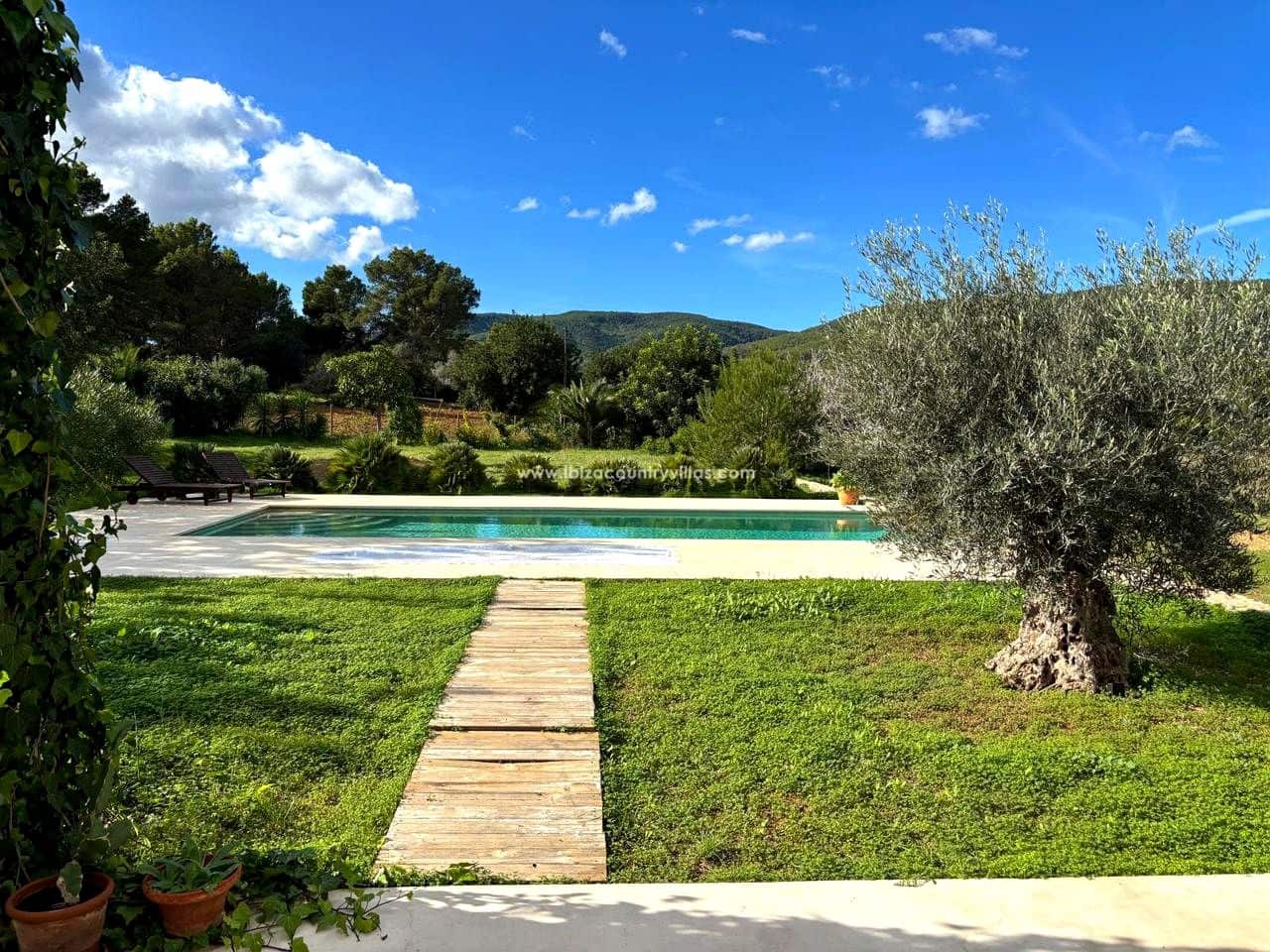 6 bedroom Villa for sale in Sant Carles de Peralta - € 5,850,000 (Ref: 9503366)