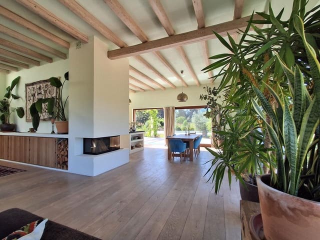 6 soveværelse Villa til salg i Sant Carles de Peralta, Santa Eulalia / Santa Eularia med swimmingpool - € 5.500.000 (Ref: 9503366)