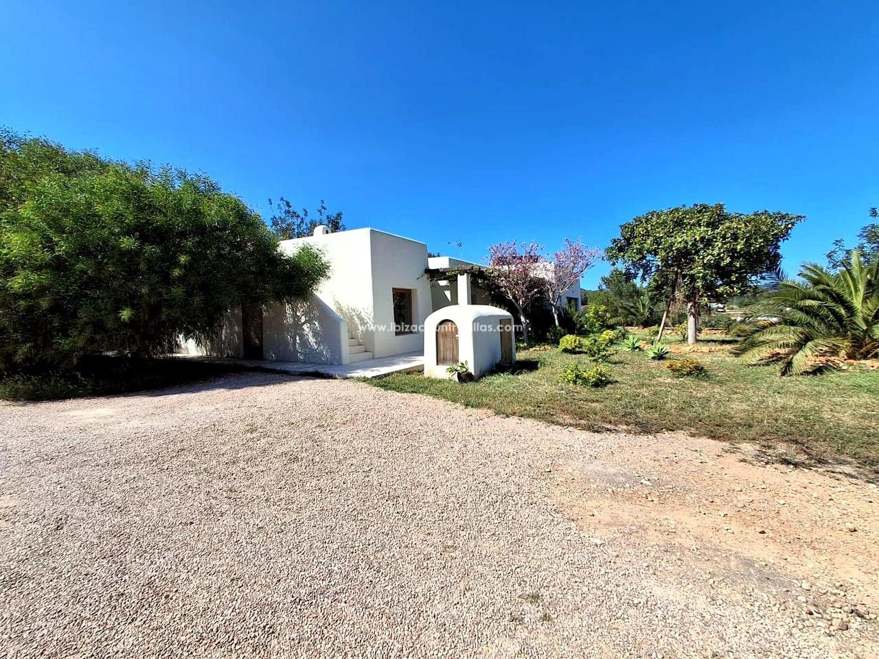 6 slaapkamer Villa te koop in Sant Carles de Peralta met zwembad - € 5.500.000 (Ref: 9503366)