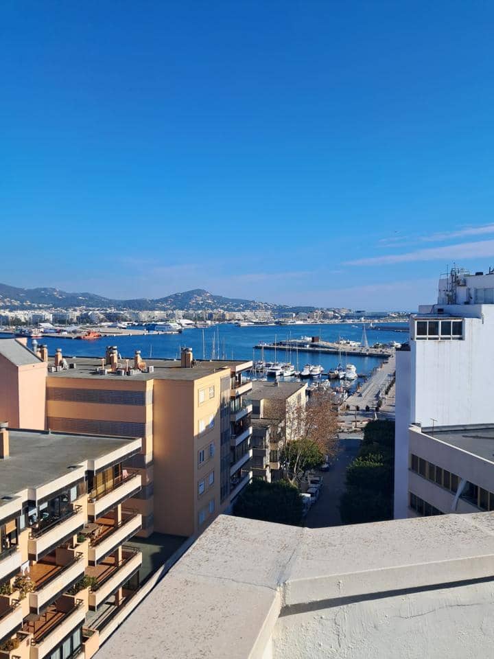 5 bedroom Flat for sale in Ibiza / Eivissa town with garage - € 1,630,000 (Ref: 9598081)