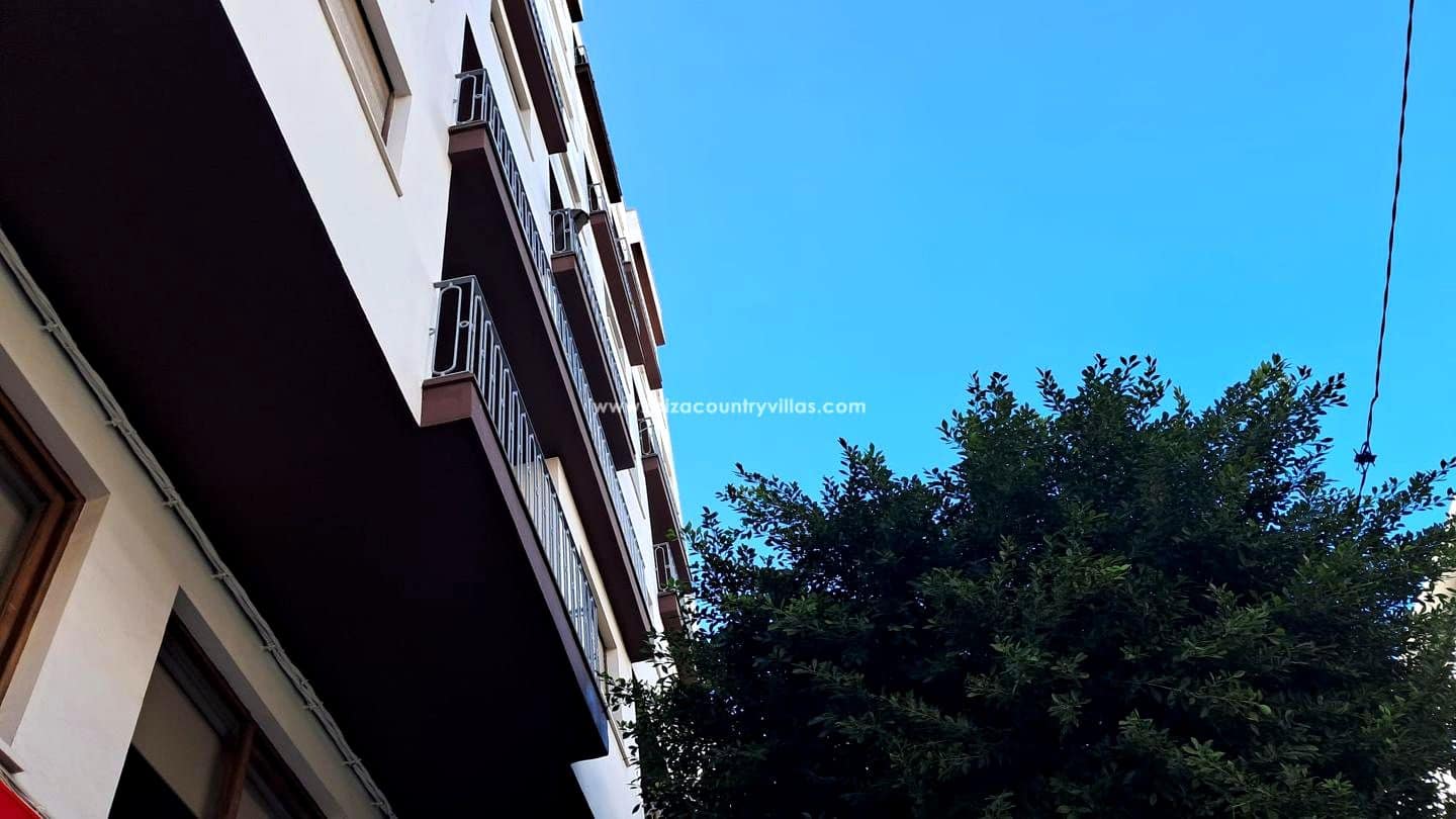 5 bedroom Flat for sale in Ibiza / Eivissa town with garage - € 1,630,000 (Ref: 9598081)