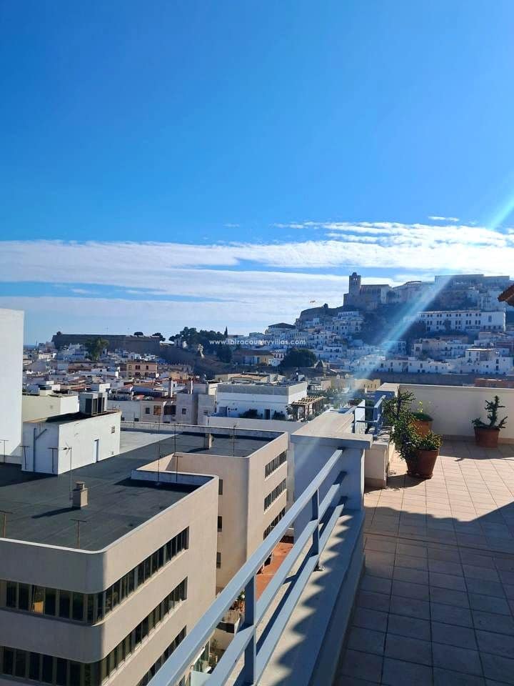 5 soveværelse Lejlighed til salg i Ibiza by med garage - € 1.630.000 (Ref: 9598081)