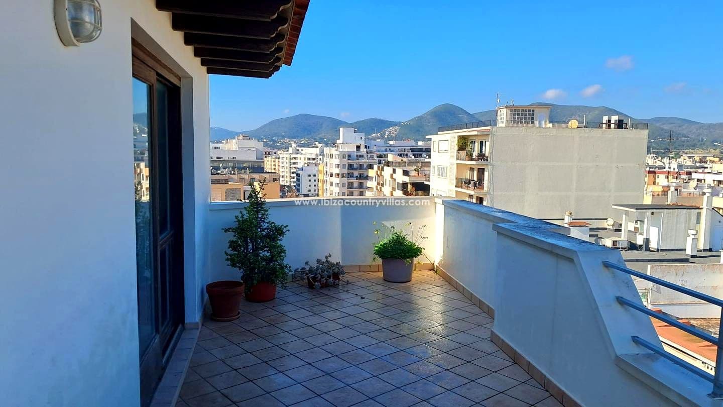 5 soveværelse Lejlighed til salg i Ibiza by med garage - € 1.630.000 (Ref: 9598081)