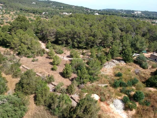 Grunde uden byggetilladelser til salg i Ibiza by - € 1.980.000 (Ref: 9646116)