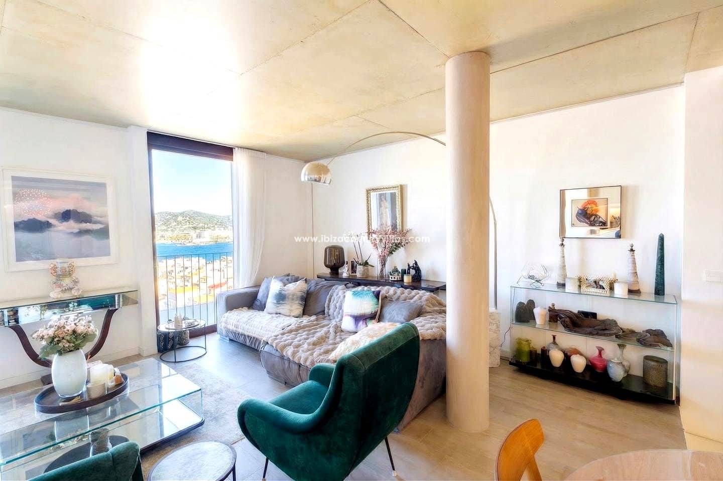 Piso de 4 habitaciones en Ibiza / Eivissa ciudad en venta - 1.395.000 € (Ref: 9713682)