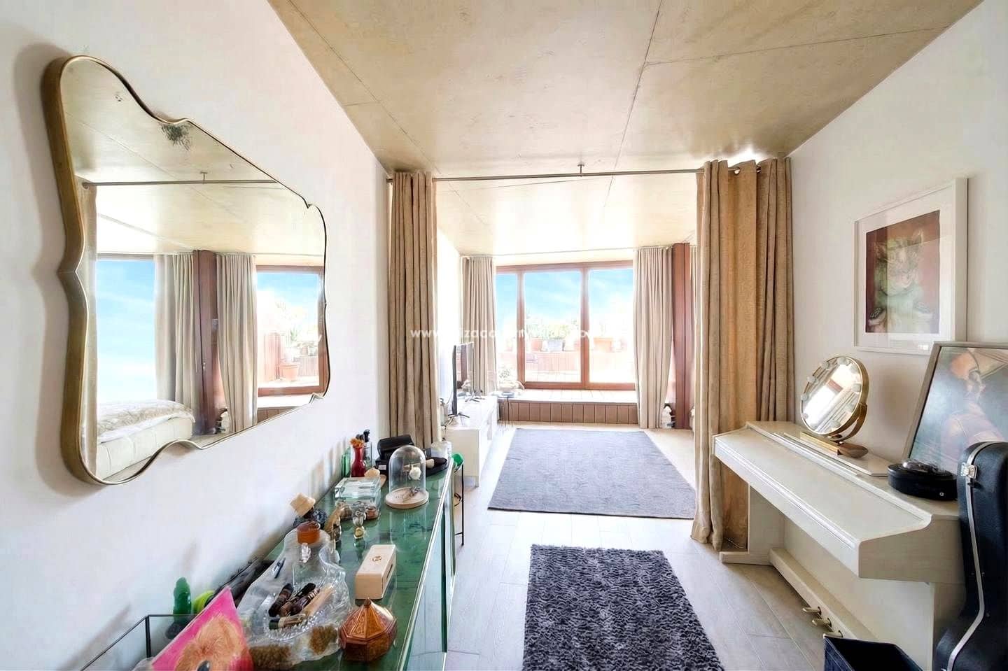 Piso de 4 habitaciones en Ibiza / Eivissa ciudad en venta - 1.395.000 € (Ref: 9713682)