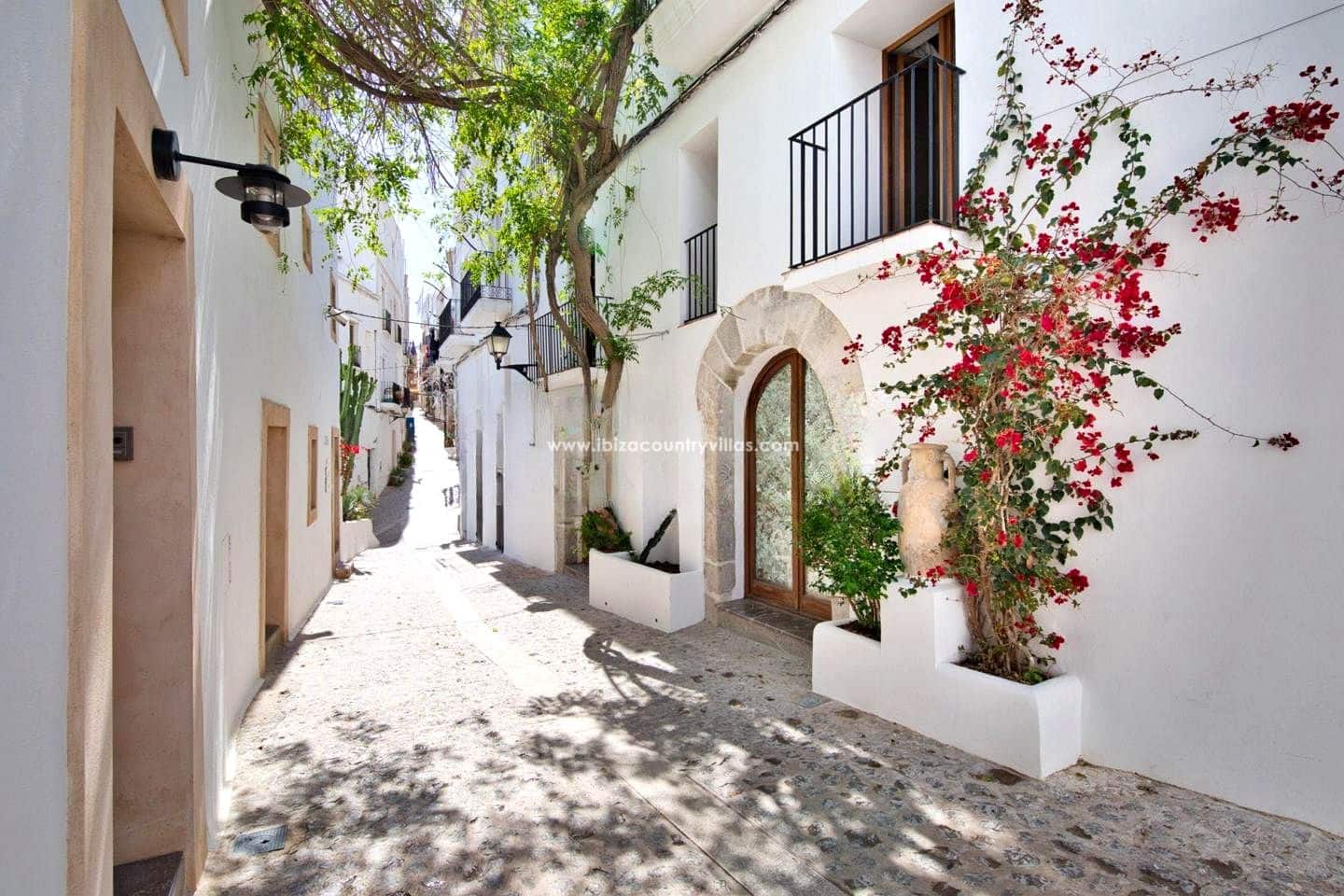 Piso de 4 habitaciones en Ibiza / Eivissa ciudad en venta - 1.395.000 € (Ref: 9713682)