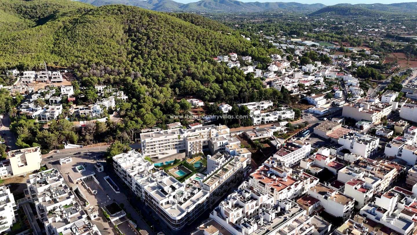 Piso de 3 habitaciones en Santa Eulalia / Santa Eularia en venta con garaje - 895.000 € (Ref: 9715550)