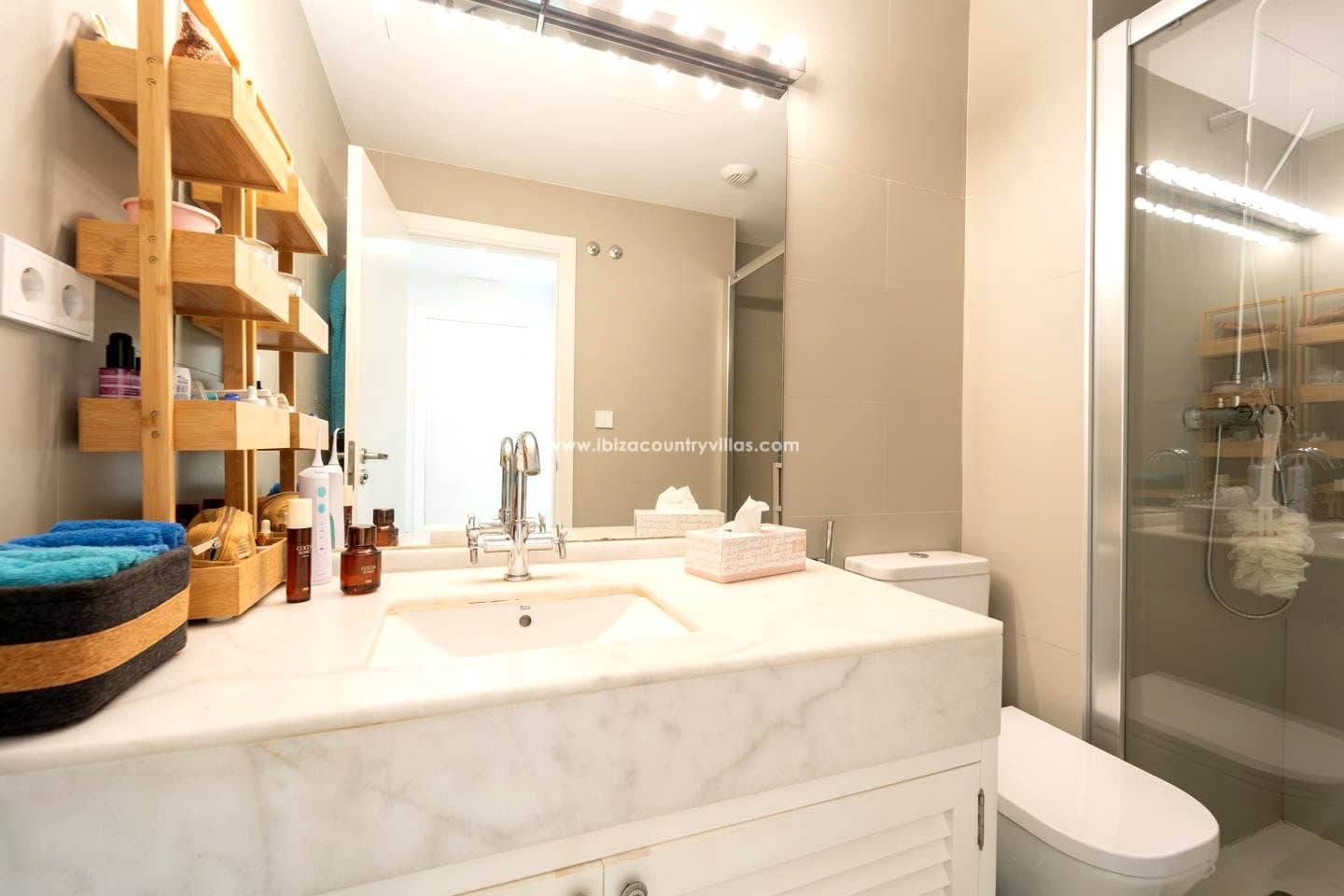 3 bedroom Flat for sale in Santa Eulalia / Santa Eularia - € 1,090,000 (Ref: 9731200)