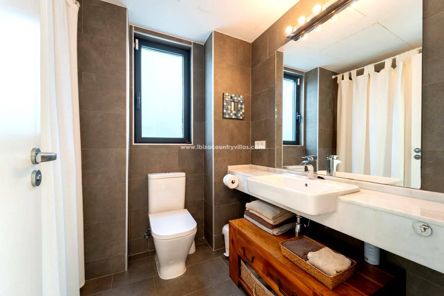 3 bedroom Flat for sale in Santa Eulalia / Santa Eularia - € 1,090,000 (Ref: 9731200)