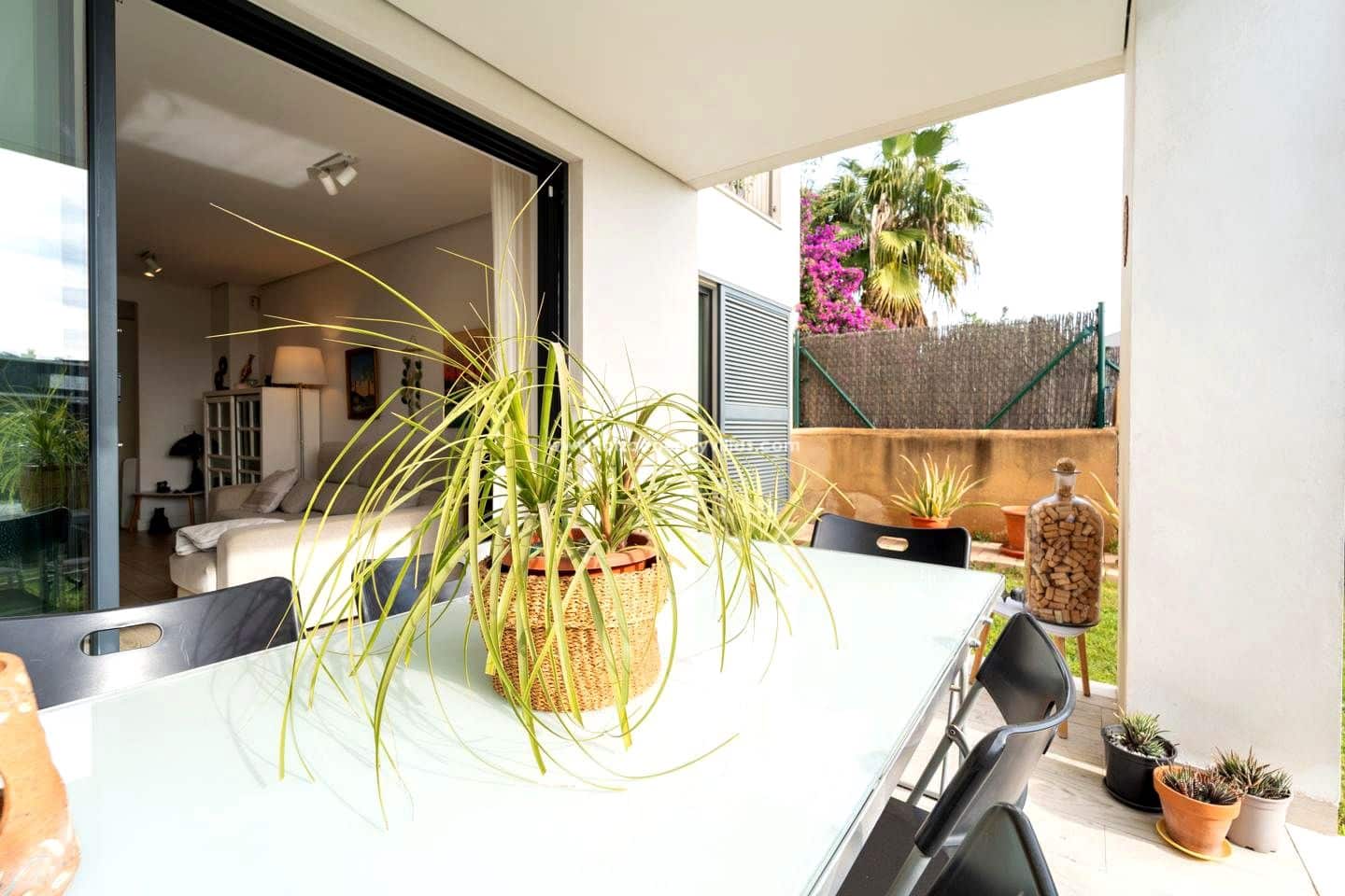 3 bedroom Flat for sale in Santa Eulalia / Santa Eularia - € 1,090,000 (Ref: 9731200)
