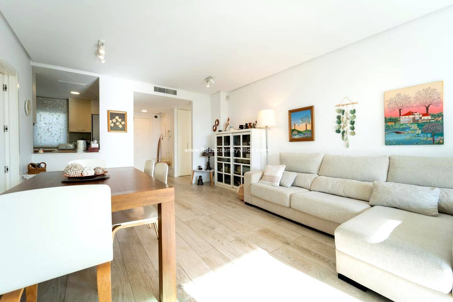 3 bedroom Flat for sale in Santa Eulalia / Santa Eularia - € 1,090,000 (Ref: 9731200)