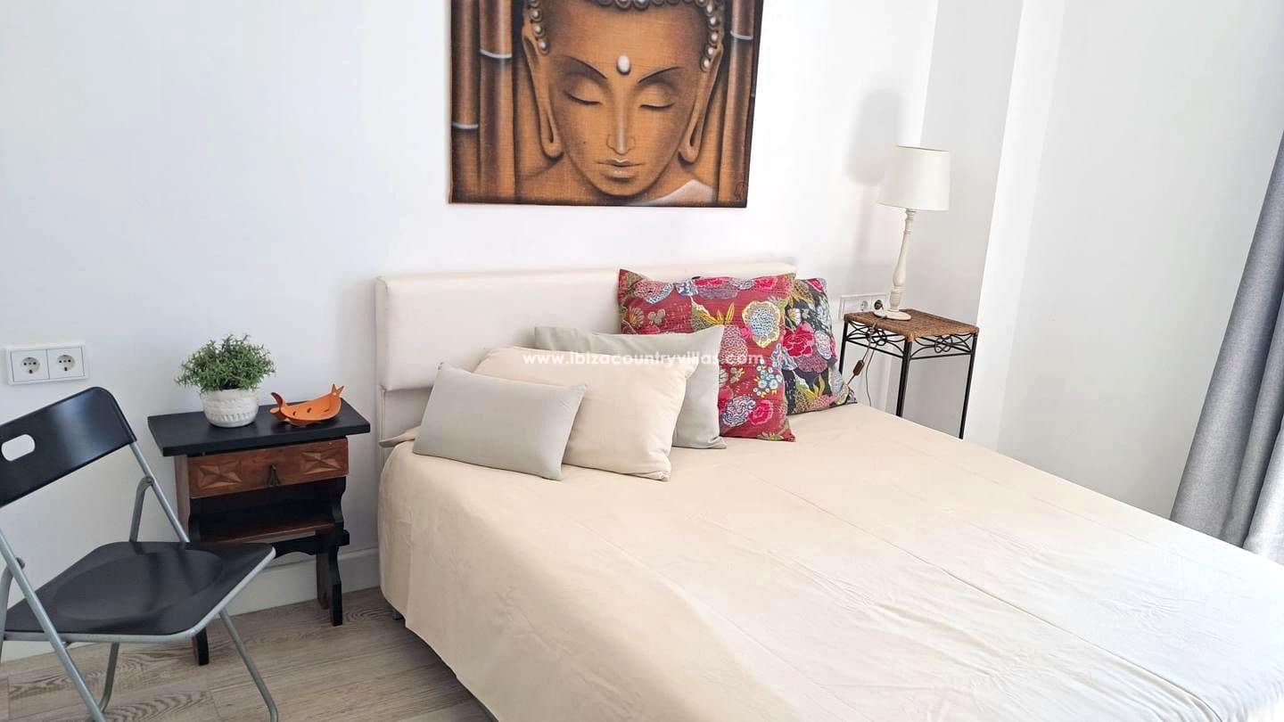 3 bedroom Flat for sale in Santa Eulalia / Santa Eularia - € 1,090,000 (Ref: 9731200)