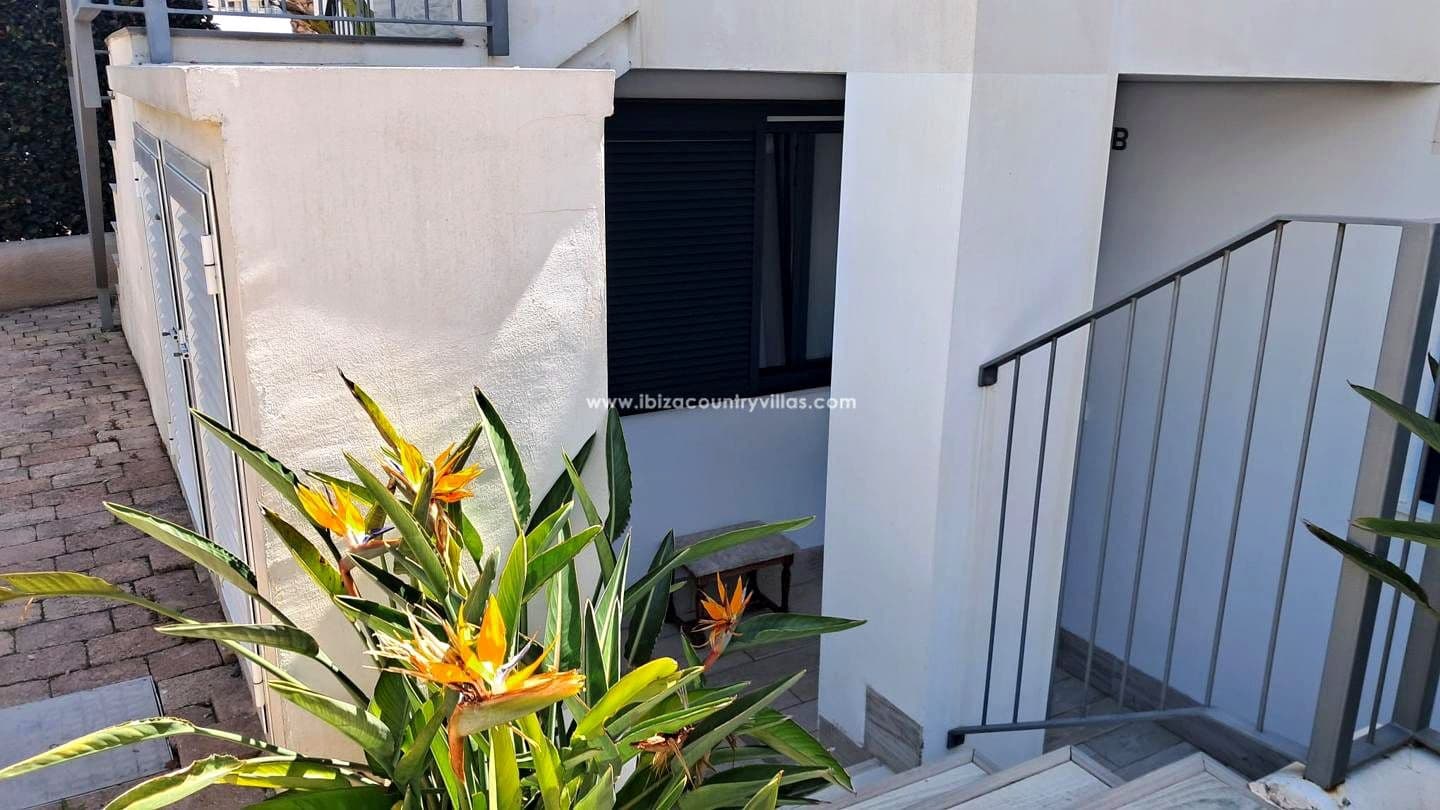 3 bedroom Flat for sale in Santa Eulalia / Santa Eularia - € 1,090,000 (Ref: 9731200)