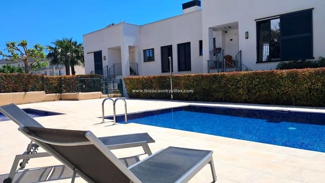 3 sovrum Lägenhet till salu i Santa Eulalia / Santa Eularia - 1 090 000 € (Ref: 9731200)