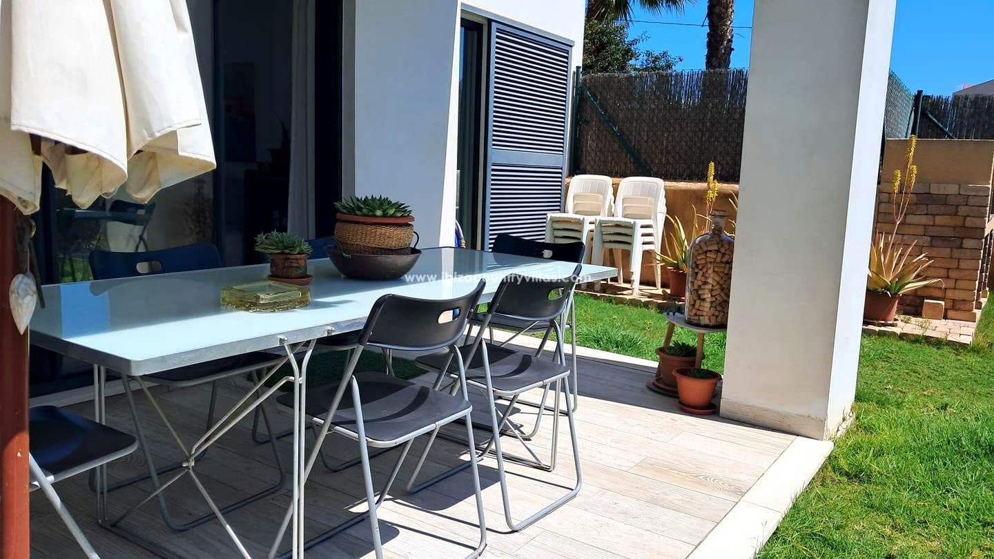3 bedroom Flat for sale in Santa Eulalia / Santa Eularia - € 1,090,000 (Ref: 9731200)