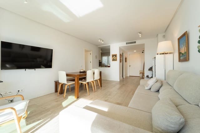 3 soveværelse Lejlighed til salg i Santa Eulalia / Santa Eularia med swimmingpool garage - € 895.000 (Ref: 9731200)