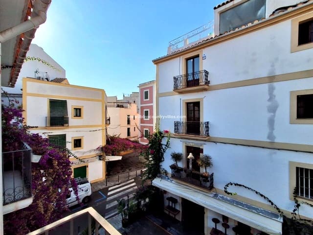 3 makuuhuone Asunto myytävänä paikassa Ibiza kaupunki - 630 000 € (Ref: 9807109)