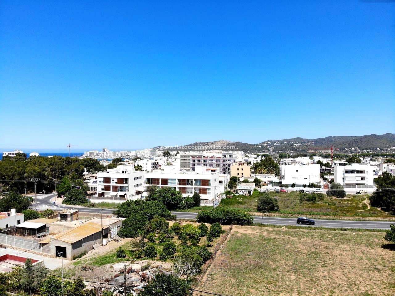 Piso de 2 habitaciones en Sant Antoni de Portmany en venta con garaje - 451.920 € (Ref: 9816358)