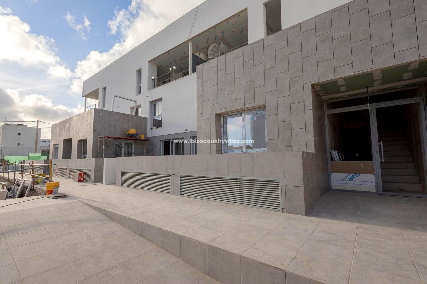 3 bedroom Flat for sale in Ibiza / Eivissa town with garage - € 597,000 (Ref: 9844152)