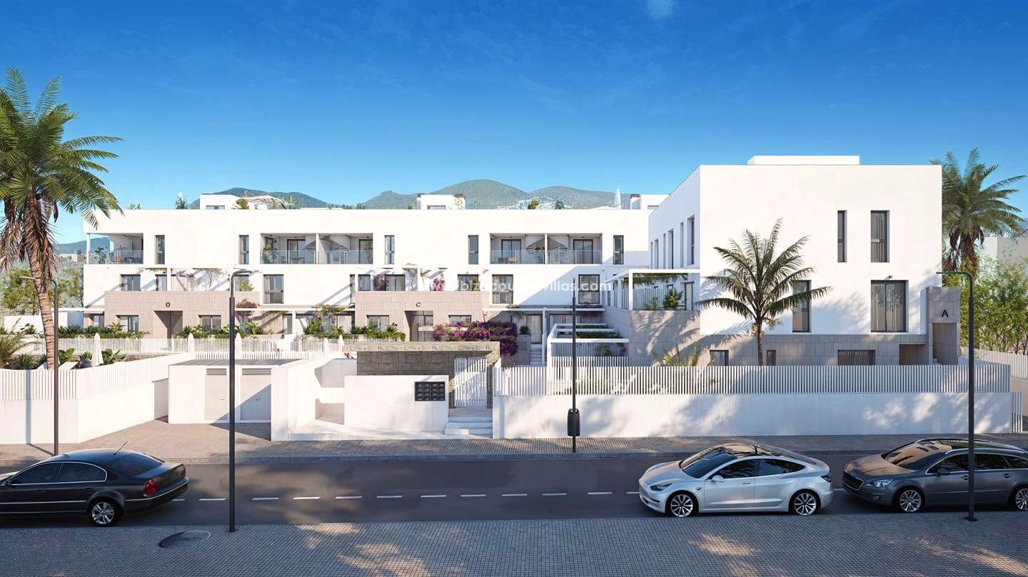 3 bedroom Flat for sale in Ibiza / Eivissa town with garage - € 597,000 (Ref: 9844152)